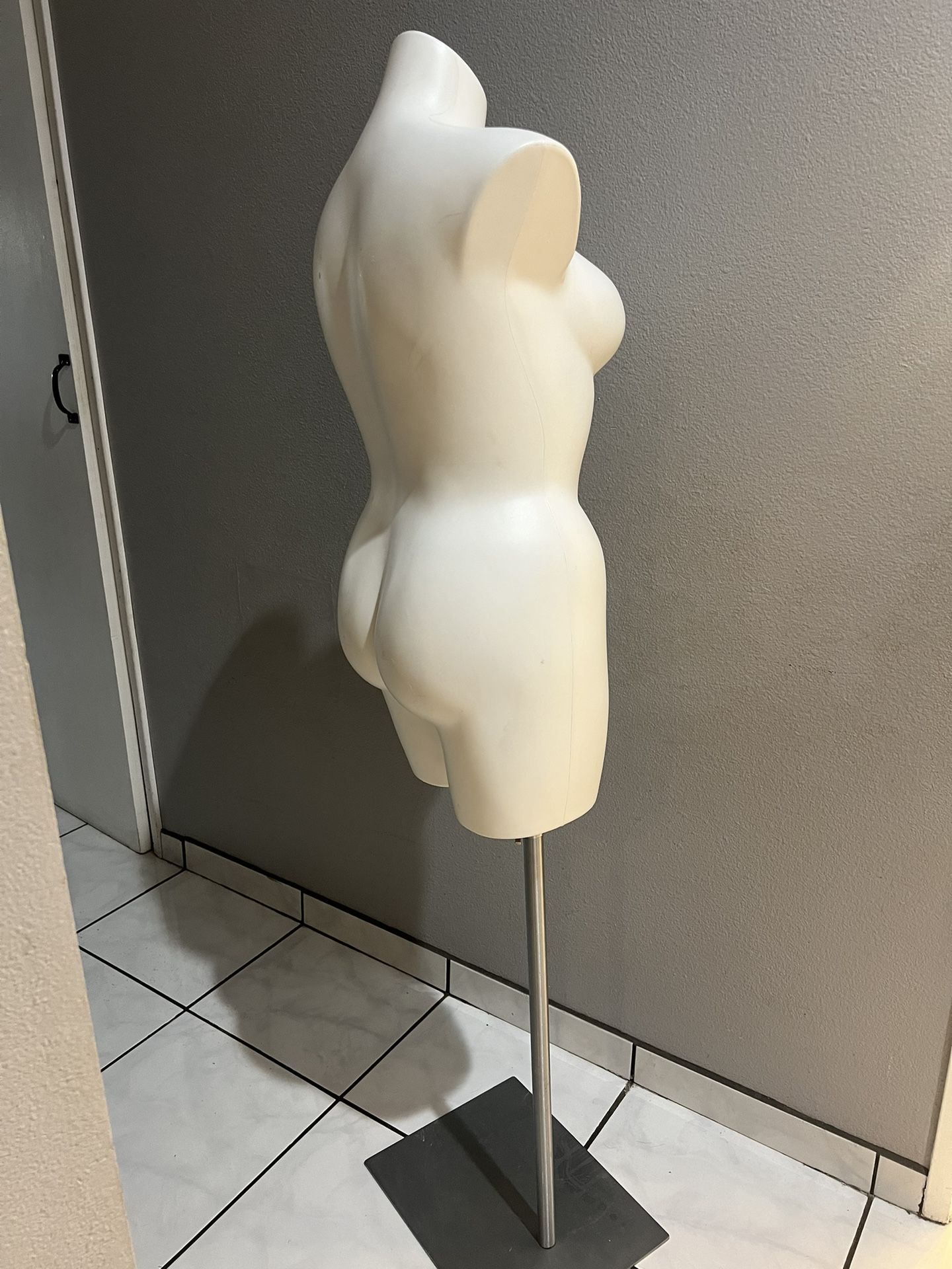 Mannequin Half Body Size Medium