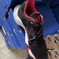 Nike Giannis Immortality 2