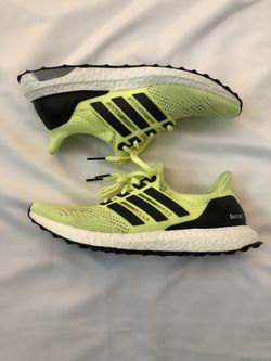 Women’s Frozen Yellow Ultra Boost DS Size 10