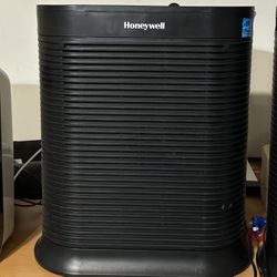 Honeywell AllergenPlus HEPA Air Purifier