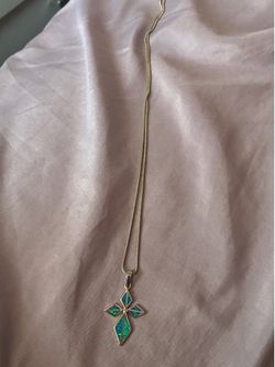 Vintage sterling silver blue fire opal inlay cross pendant necklace
