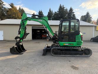 2018 JCB 85Z-1 Mini Excavator - 18K Weight - 2 Buckets - 3,492 Hours