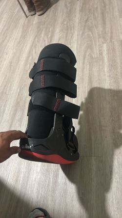 Walking boot