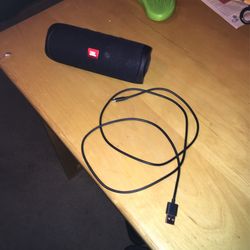 JBL Flip 5 Speaker 