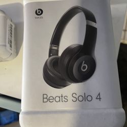 Beats Solo 4 