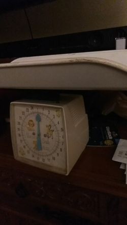 VINTAGE BABY SCALE