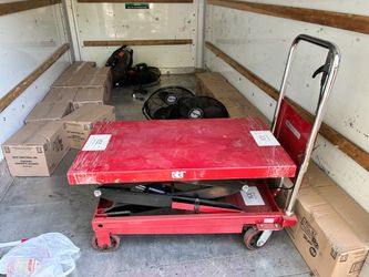 ULINE  lift table 770 LB CAPACITY