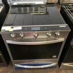 Whirlpool Slide In Electric Range EE3 B
