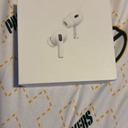 $0 - *BEST OFFER* Airpod Pro 2 (price negotiable)