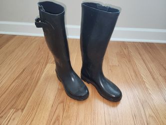 Womens Aldo brand, Black Rubber Boots - Sz 8