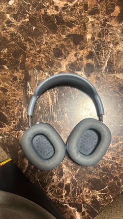 Apple AirPods Max Headphones – Space Gray