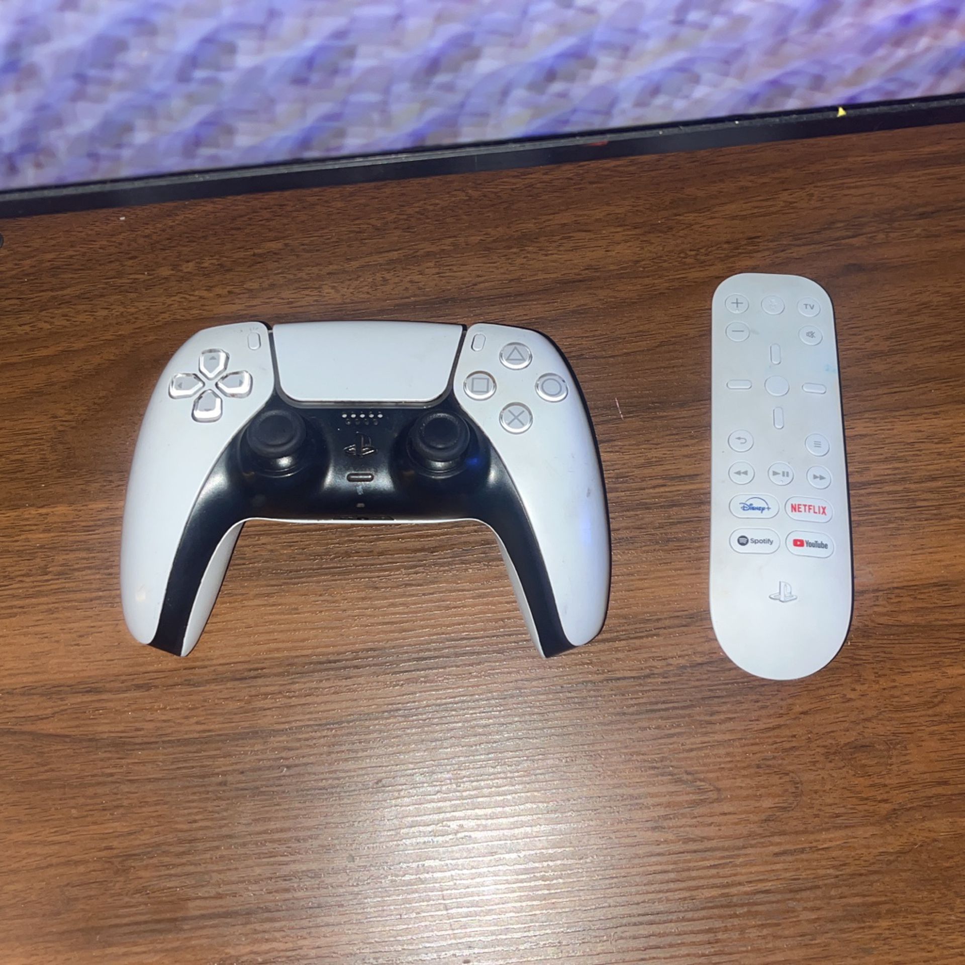Ps5 And Media Remote 