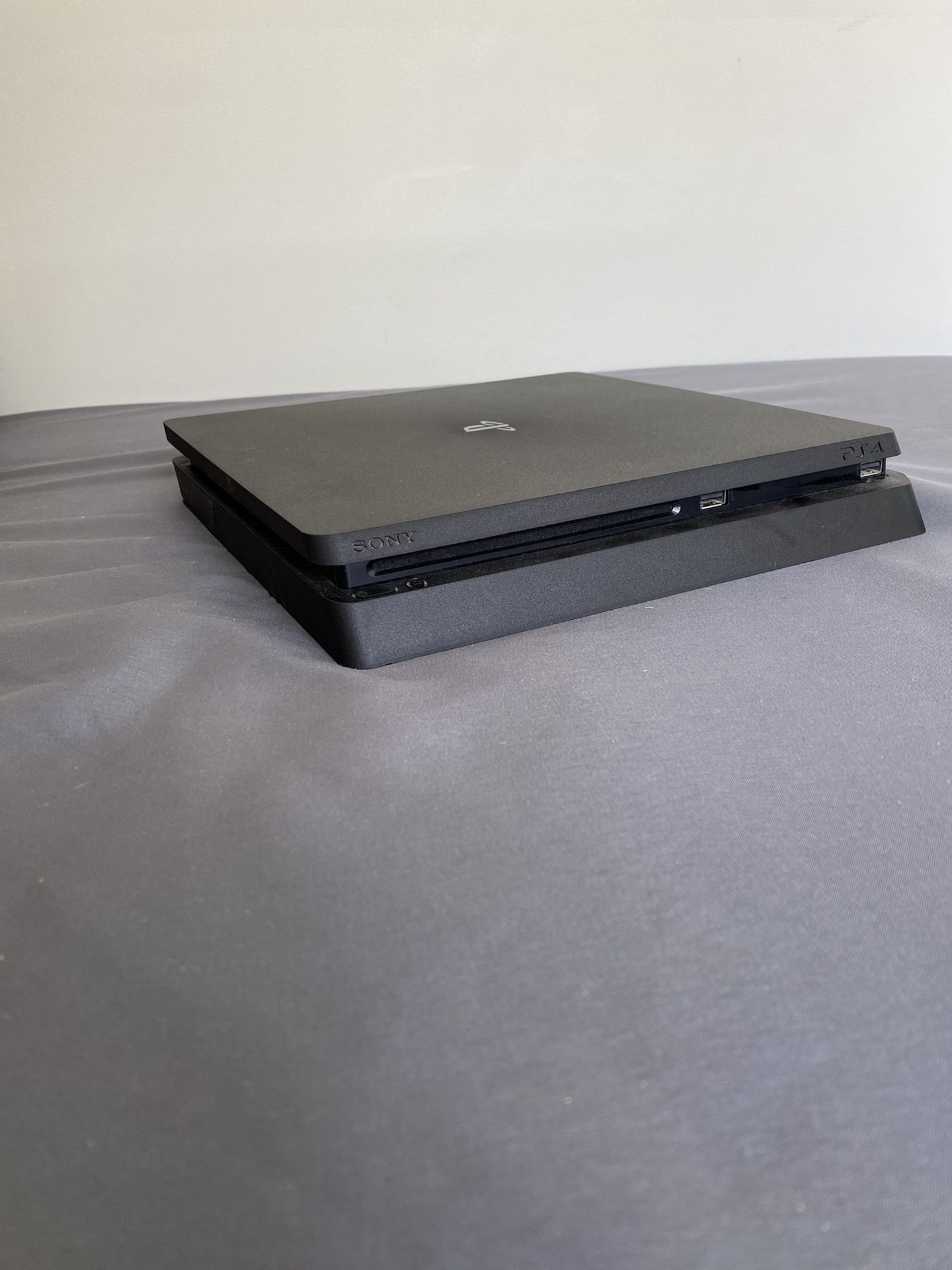 PS4