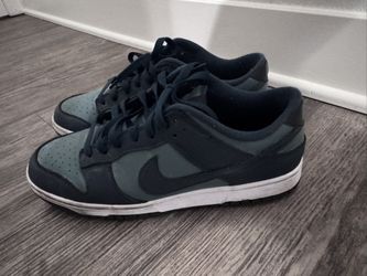 Nike Dunk Low Size 10