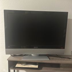 32” Polaroid  LCD TV