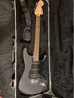 fender squier strat