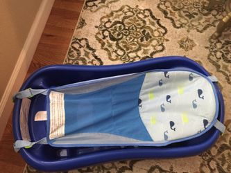 Infant bathing tub