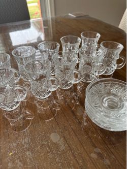 Set of 10 tea cups with plates