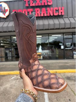 Men’s Boots