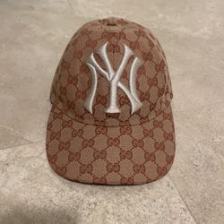 Gucci yankee hat logo GG hat