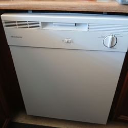 white Dishwasher