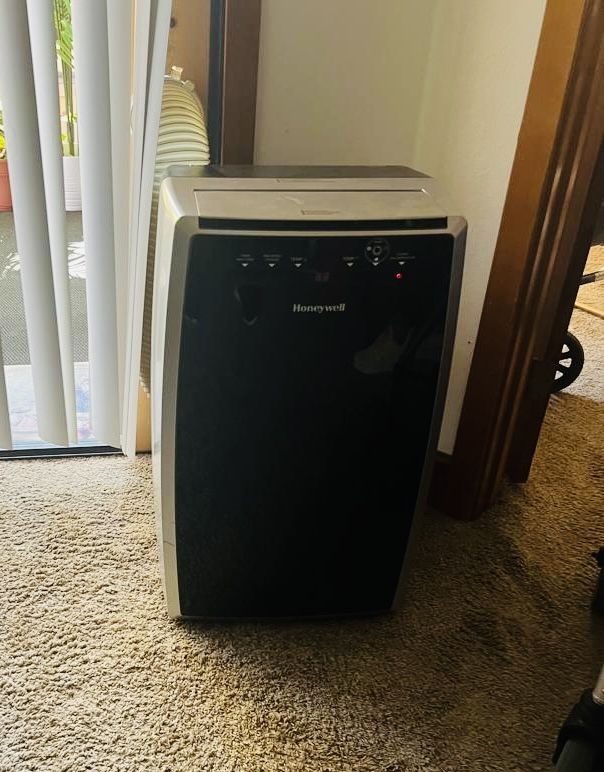 Honeywell Portable Air Conditioner – Excellent Condition