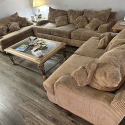 Ultra Soft And Comfortable Sofa Set