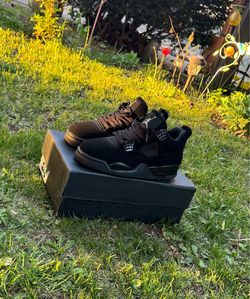 Jordan 4 size 7 men brand new never worn