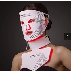 CurrentBody Skin LED FaceMask And Neck And Dec Perfector  