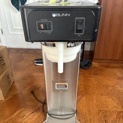 Bunn Commercial 3 Gallon Iced Tea Brewer 36(contact info removed) TB3 - 29 Inch Trunk - 120V