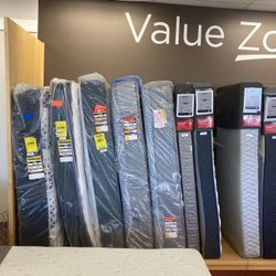 Mattressfirm In Laurel. Clearance Sealy, Beautyrest, Serta mattresses 