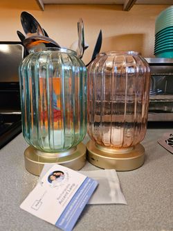Becky G Accent Lamps