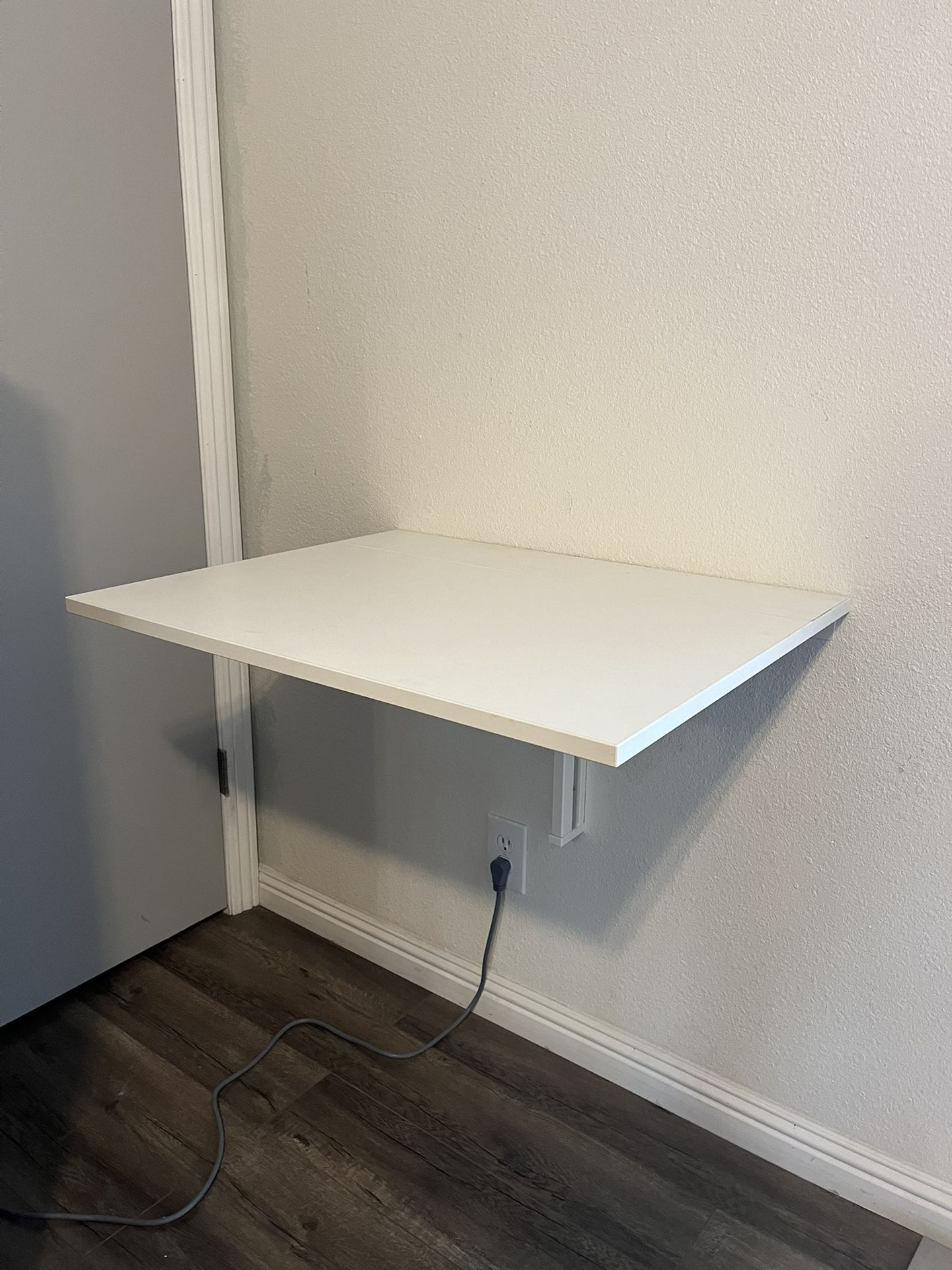 Wall-mounted drop-leaf table IKEA