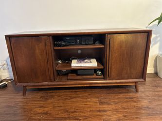MCM Style Wood Credenza/media console/Tv stand