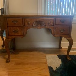 American Queen Anne style Tiger Maple writing desk. Wilmington DE 
