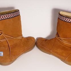 Toms !!Moccasin Boots 90 % Suede