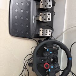 Car Wheel Logitech Like New - Doral Area