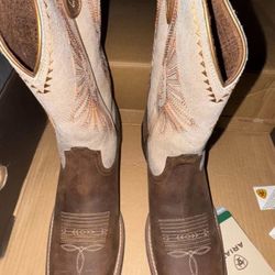 Cowgirl Boots Ariat