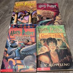 Harry Potter Books 1–4 Softcover Box Set by J.K. Rowling – Scholastic Paperbacks