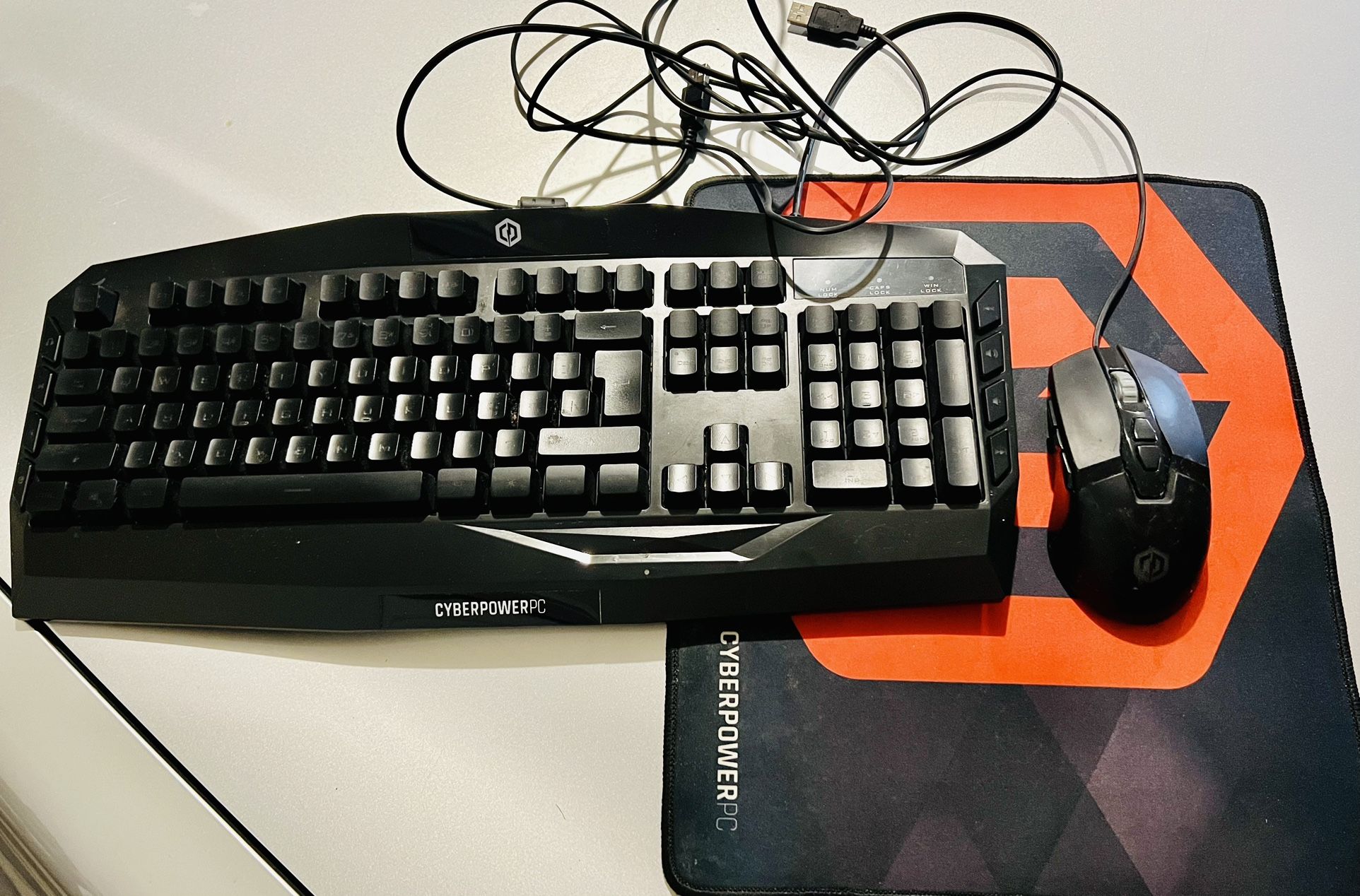 Cyperpower keyboard & mouse wired