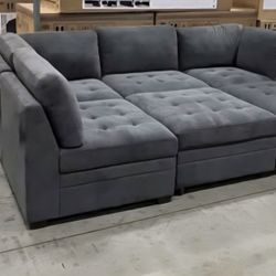 SUPER DELUXE BRAND NEW CHARCOAL GREY SIZ PIECE SECTIONAL 