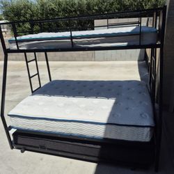 Twin Over Full Bunk bed With Trundle// Metal Bed Frame ( Three Mattress Are Included)