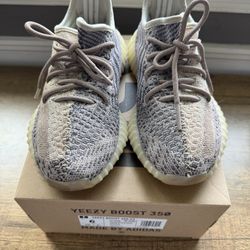 Yeezy 350 Size 6 $75