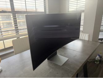 Samsung 34” Odyssey OLED G8 Curved Monitor