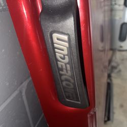 UnderCover Elite Bed Cover – Fits 2014–2021 Toyota Tundra 6.5’ Bed – Red