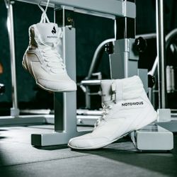 NEW Notorious Sports Training Work Out Boxing Lifting Shoes Sneakers Men Size 9.5