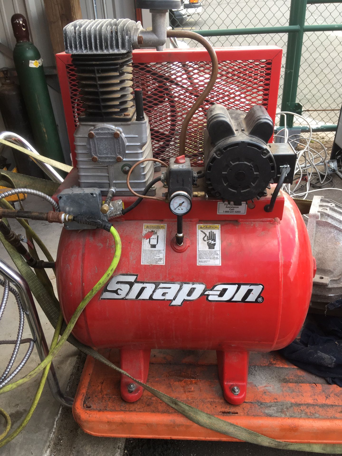 Snap on Portable Air Compressor - 2 stage 30 gallon