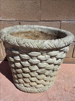 Concrete planter