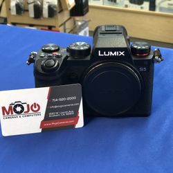 Panasonic Lumix S5 