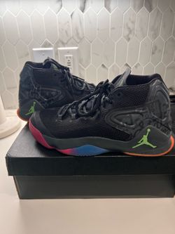 Jordan Melo M12 Men’s Size 9 w/ Original Box - Great Condition